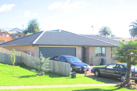 Photo of property in 37 San Valentino Drive, Henderson, Auckland, 0612