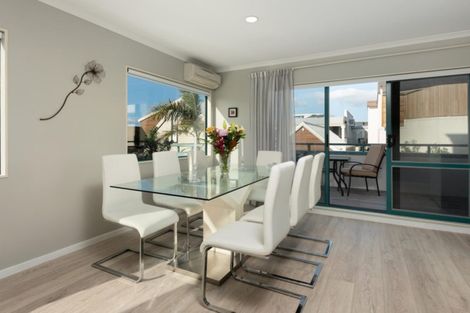 Photo of property in 26a Sunbrae Grove, Mount Maunganui, 3116