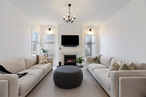 Photo of property in 5 Mollisia Lane, Papamoa Beach, Papamoa, 3118