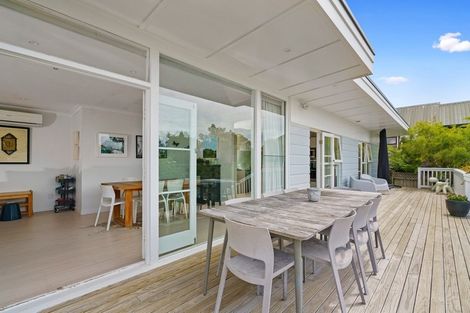 Photo of property in 9 Wendell Place, Greenlane, Auckland, 1061