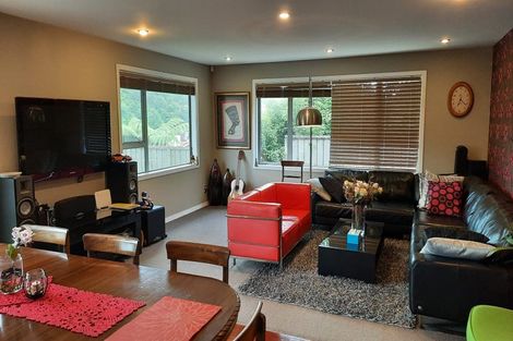 Photo of property in 361 Karori Road, Karori, Wellington, 6012