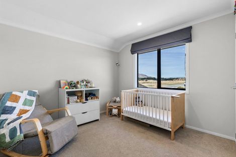 Photo of property in 33 Timsfield Drive, Lake Hawea, Wanaka, 9382