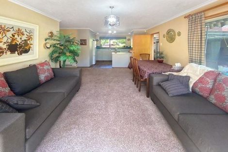 Photo of property in 7 Cricklewood Place, Avonhead, Christchurch, 8042