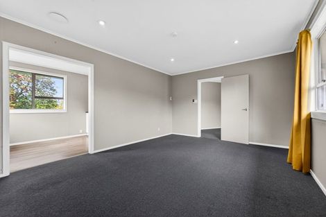 Photo of property in 37 Bruce Road, Glenfield, Auckland, 0629