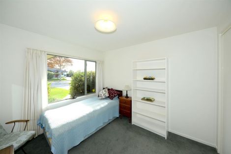 Photo of property in 22 Sutton Place, Dallington, Christchurch, 8061