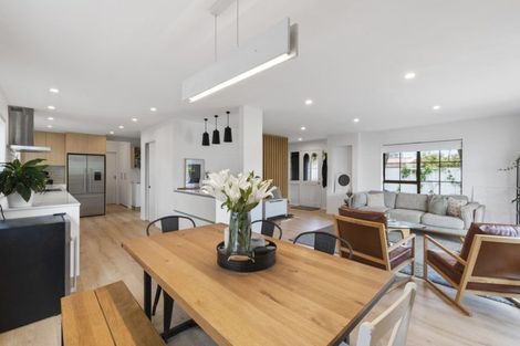 Photo of property in 2/1 Bruce Street, Northcote Point, Auckland, 0627