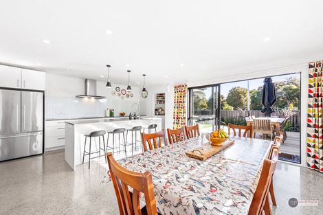 Photo of property in 5 Buddle Road, Wallaceville, Upper Hutt, 5018