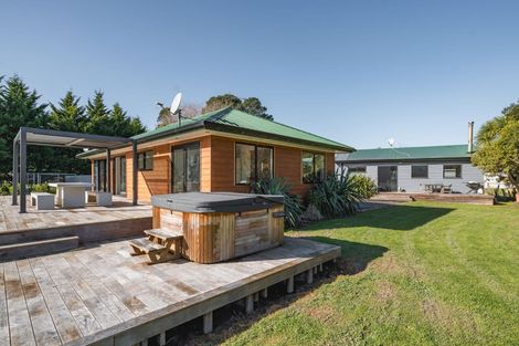 Photo of property in 65a Connollys Line, Carterton, 5713