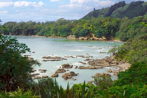 Photo of property in 8313 State Highway 35, Whanarua Bay, Te Kaha, 3199