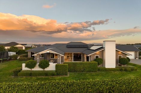 Photo of property in 26 Mike Smith Drive, Cambridge, 3434