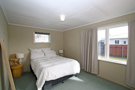 Photo of property in 10 Trafalgar Street, Westown, New Plymouth, 4310