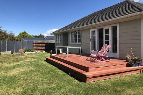 Photo of property in 1132a High Street, Taita, Lower Hutt, 5011