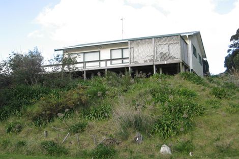 Photo of property in 102 Paku Drive, Tairua, 3508