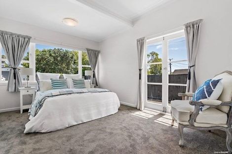 Photo of property in 4 Aliford Avenue, One Tree Hill, Auckland, 1061