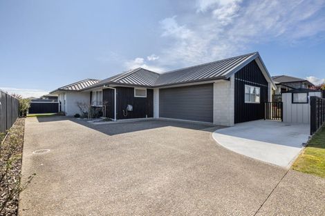 Photo of property in 6 Turnbridge Street, Pyes Pa, Tauranga, 3112