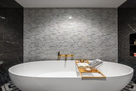 Photo of property in 24 Half Moon Rise, Half Moon Bay, Auckland, 2012