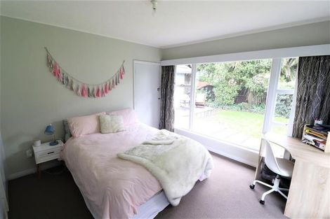 Photo of property in 1 Ludecke Place, Sockburn, Christchurch, 8042
