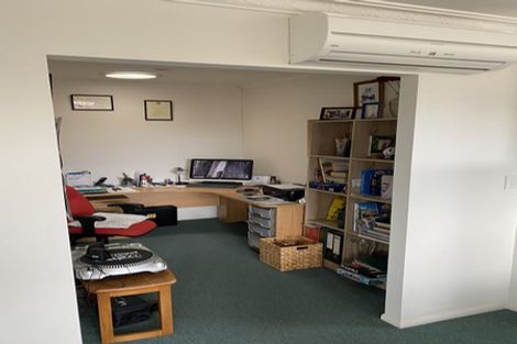 Photo of property in 19 Chesterfield Way, Orewa, 0931