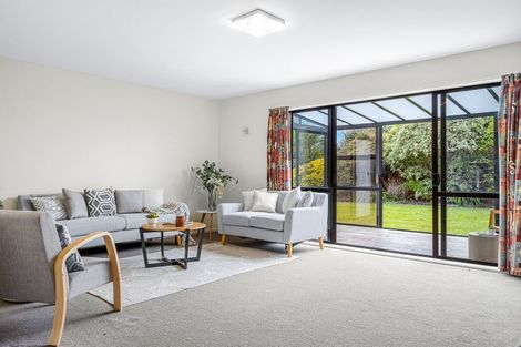 Photo of property in 11a Woodstock Place, Russley, Christchurch, 8042