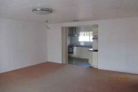 Photo of property in 2/133 Pigeon Mountain Road, Half Moon Bay, Auckland, 2012