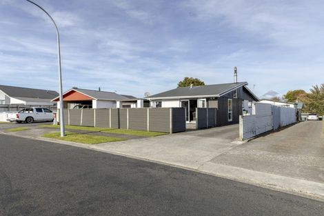 Photo of property in 49 Gardenia Avenue, Bell Block, New Plymouth, 4312