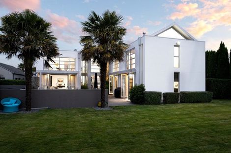 Photo of property in 4 Leabridge Mews, Harewood, Christchurch, 8051