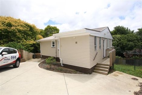 Photo of property in 64 Colwill Road, Massey, Auckland, 0614