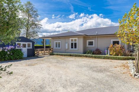 Photo of property in 71 Alma Street North, Renwick, 7204