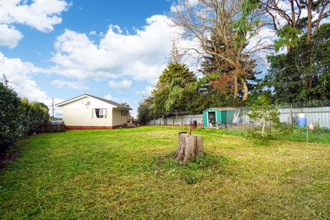 Photo of property in 114 Don Buck Road, Massey, Auckland, 0614