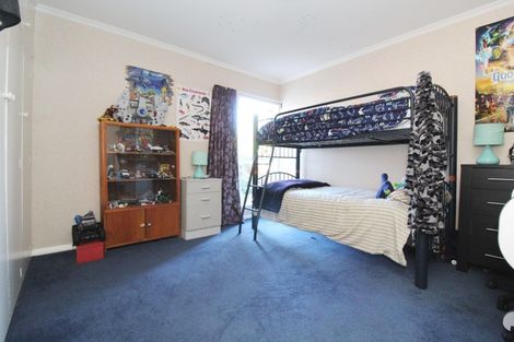 Photo of property in 1 Price Street, Waimate, 7924