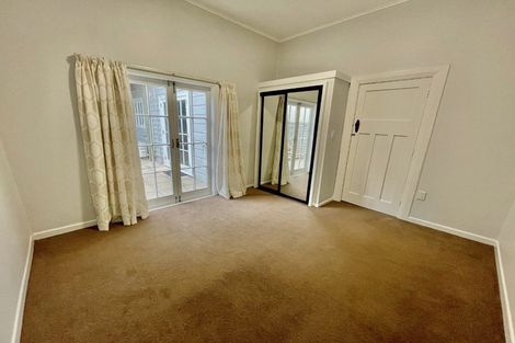 Photo of property in 73 Majoribanks Street, Mount Victoria, Wellington, 6011