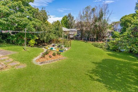 Photo of property in 21 Carey Street, Maeroa, Hamilton, 3200