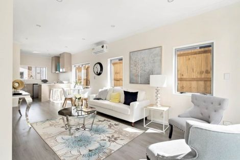 Photo of property in 47b Senator Drive, Manurewa, Auckland, 2105