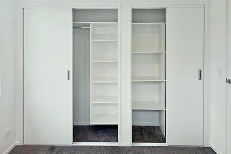 Photo of property in 1/23 Awaroa Road, Sunnyvale, Auckland, 0612