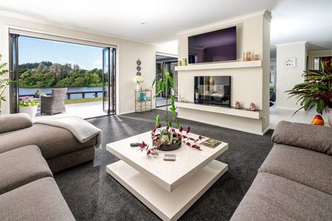 Photo of property in 3 Mcgregor Place, Paraparaumu, 5032