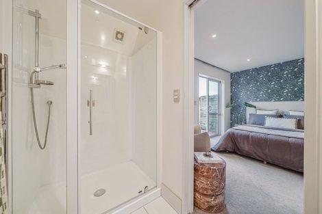 Photo of property in 70 Saddleback Grove, Karori, Wellington, 6012