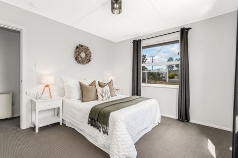 Photo of property in 18 Beazley Avenue, Paparangi, Wellington, 6037