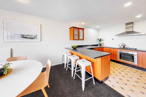 Photo of property in 17 Sirsi Terrace, Broadmeadows, Wellington, 6035