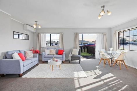 Photo of property in 1/20 Sturges Road, Henderson, Auckland, 0612