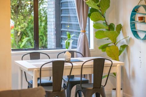 Photo of property in 5b Ross View Terrace, Dinsdale, Hamilton, 3204