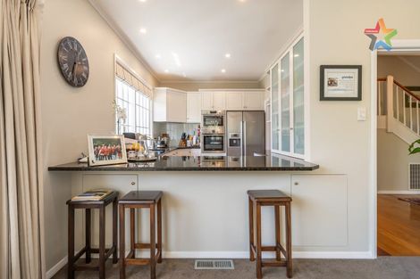 Photo of property in 67 Queens Grove, Hutt Central, Lower Hutt, 5010