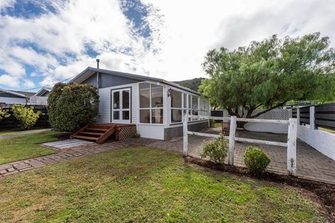 Photo of property in 41 Berkeley Road, Wainuiomata, Lower Hutt, 5014