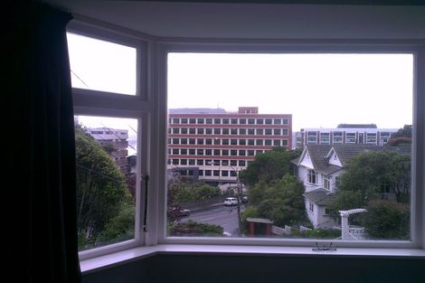 Photo of property in 20 Glasgow Street, Kelburn, Wellington, 6012