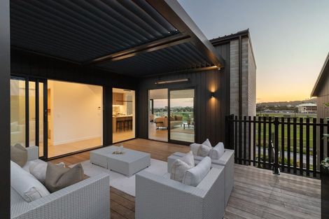 Photo of property in 57 Ladies Mile, Manly, Whangaparaoa, 0930