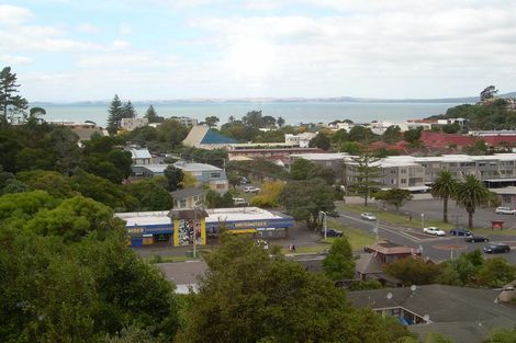 Photo of property in 55 Woodlands Crescent, Browns Bay, Auckland, 0630