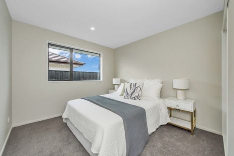 Photo of property in 164 Shillingford Boulevard, Rolleston, 7615