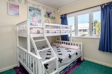 Photo of property in 44 Waite Street, Featherston, 5710