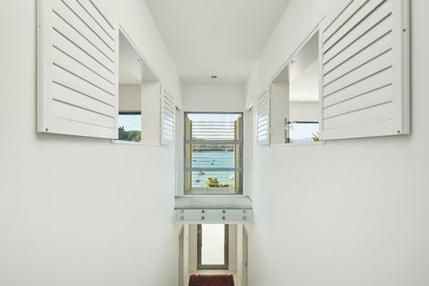 Photo of property in 358 Waikawa Road, Waikawa, Picton, 7220