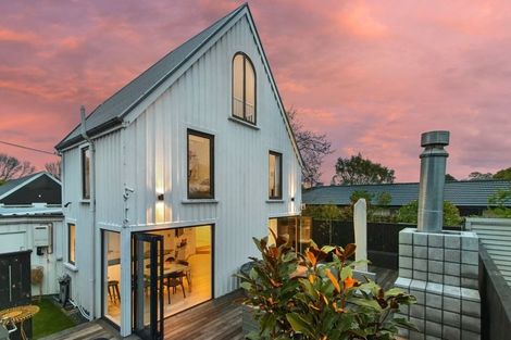 Photo of property in 2/36 Edgeware Road, St Albans, Christchurch, 8014