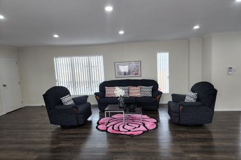 Photo of property in 169a Russell Road, Manurewa, Auckland, 2102